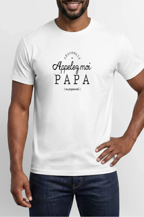Maquette de T-shirt Homme « C'est Papa Maintenant » à personnaliser