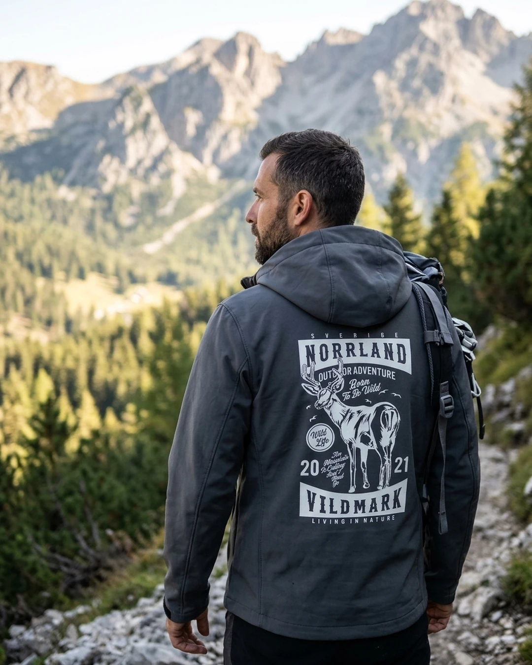 Maquette de Veste softshell homme en polyester recyclé Stanley/Stella « Norrland Vildmark : L'Aventure Suédoise » à personnaliser