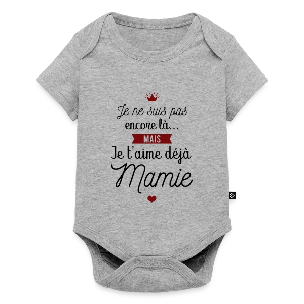 Maquette de Body à manches courtes Premium Bébé « Je t'aime déjà Mamie | Annonce Grossesse Adorable » à personnaliser