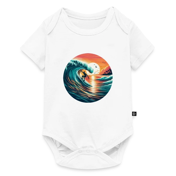Maquette de Sunset Surfer | T-Shirt Ambiance Plage & Coucher de Soleil à personnaliser
