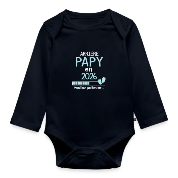 Maquette de Body Bébé bio manches longues « Arrière Papy en 2026 : Annonce de Grossesse Humour » à personnaliser
