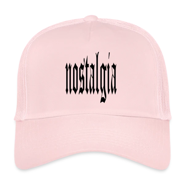 Typographie Gothique "Nostalgia" sur Casquette trucker