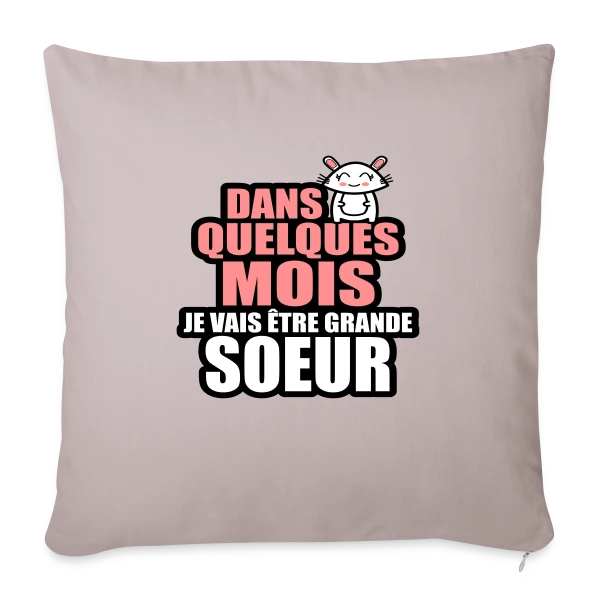 Future Grande-Sœur : L'Annonce Tendre sur Housse de coussin décorative 45 x 45 cm