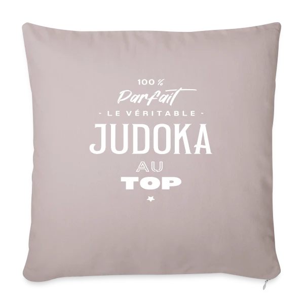 Judoka au Top : La Légende du Dojo sur Housse de coussin décorative 45 x 45 cm