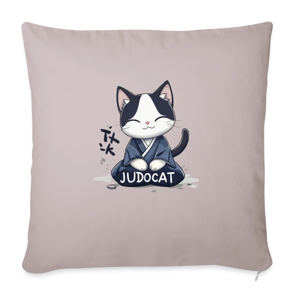 JUDOCAT: Le chat manga judoka sur Housse de coussin décorative 45 x 45 cm