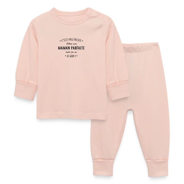 Maman Parfaite : Le défi quotidien que je relève ! sur Pyjama Bébé