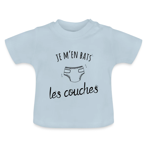 Maquette de T-shirt Bio Bébé - Humour "Je M'en Bats Les Couches" - Idée Cadeau Drôle à personnaliser