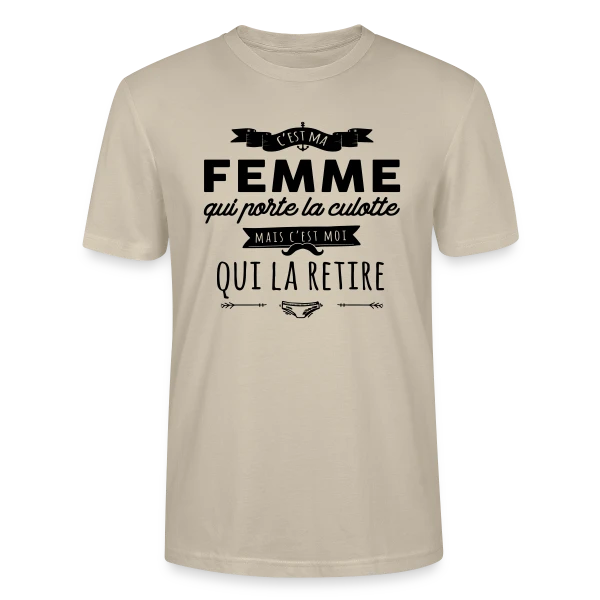 Maquette de T-shirt bio CRAFTER Stanley Stella Unisexe « 'C'est moi qui la retire' - Humour de Couple » à personnaliser