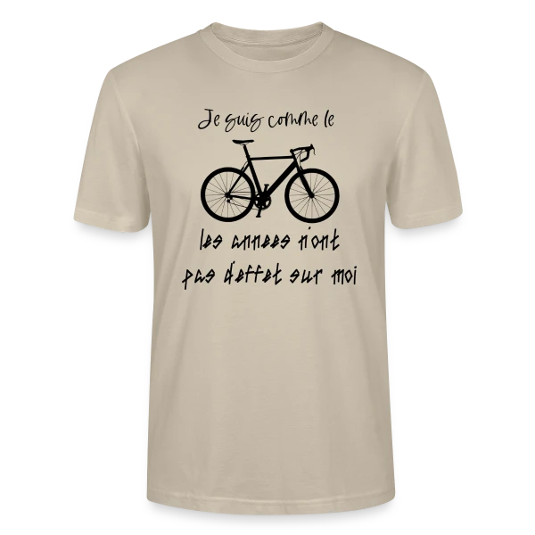 Maquette de T-shirt bio CRAFTER Stanley Stella Unisexe « Comme le Vélo, Les Années N'ont Pas d'Effet » à personnaliser