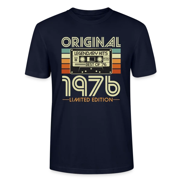 Maquette de T-shirt bio CRAFTER Stanley Stella Unisexe « Cassette Rétro 1976 Légendaire » à personnaliser
