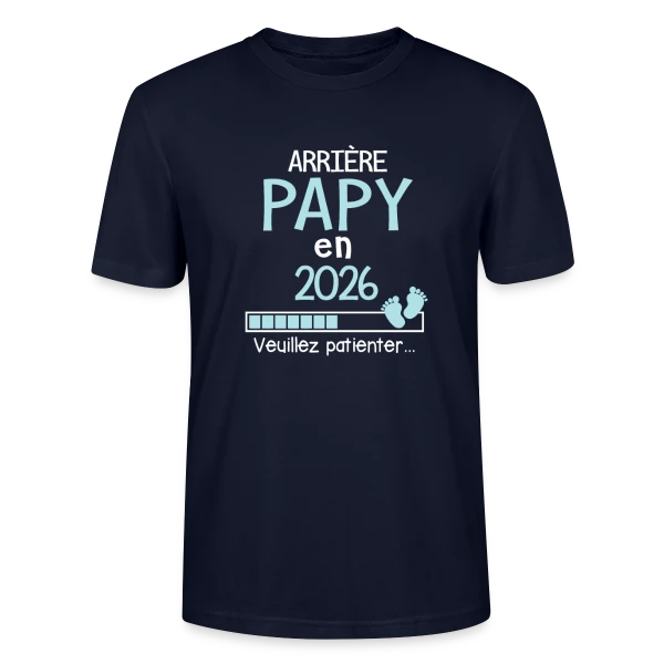 Maquette de T-shirt bio CRAFTER Stanley Stella Unisexe « Arrière Papy en 2026 : Annonce de Grossesse Humour » à personnaliser