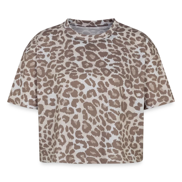 Maquette de T-shirt boxy femme léopard premium à personnaliser