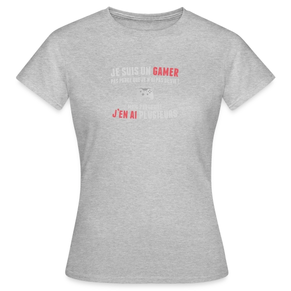 Maquette de T-shirt Femme « Gamer : Des Vies à Volonté » à personnaliser