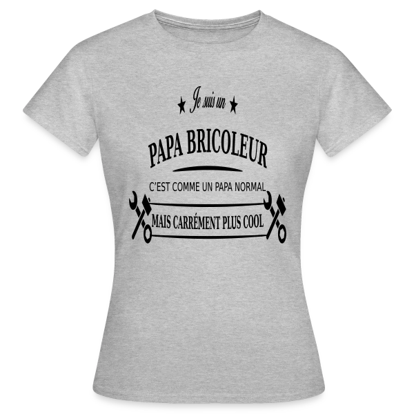 Maquette de T-shirt Femme « Papa Bricoleur Expert » à personnaliser