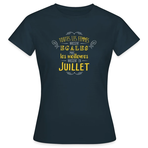 Maquette de T-shirt Femme « Reine de Juillet : Les Légendes Naissent en Été » à personnaliser