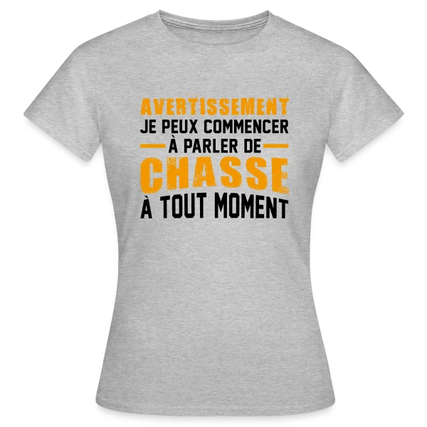 Maquette de T-shirt Femme « Chasseur : Attention Humour Sauvage ! » à personnaliser