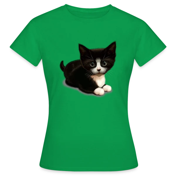 Maquette de T-shirt Femme « Chat Mignon : Personnalisable » à personnaliser