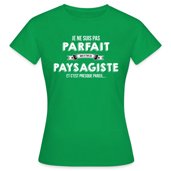 Maquette de T-shirt Femme « Paysagiste Fier Bannière » à personnaliser