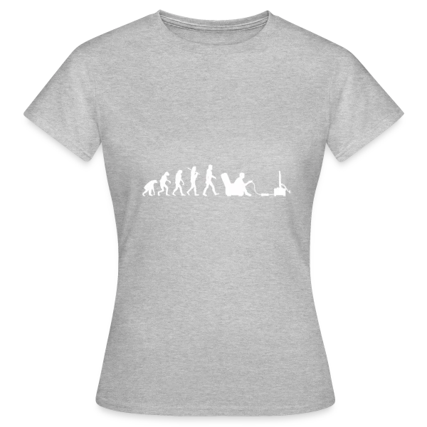 Maquette de T-shirt Femme « Gamer Minimaliste : Style Épuré » à personnaliser