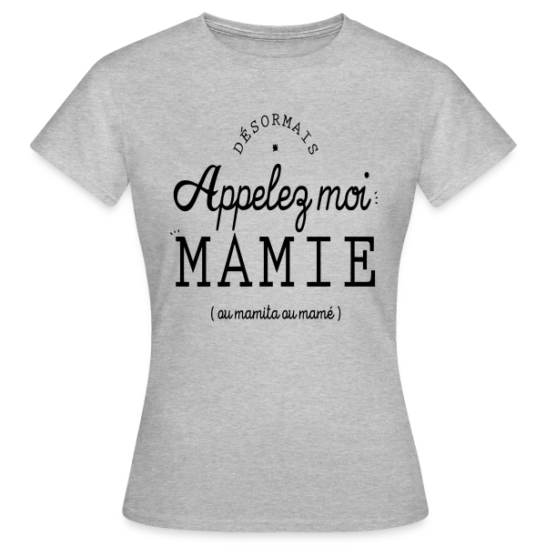 Maquette de T-shirt Femme « Moi, Nouvelle Mamie ! » à personnaliser