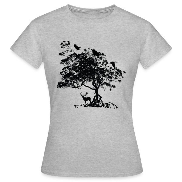 Maquette de T-shirt Femme « Arbre Sauvage et Animaux » à personnaliser