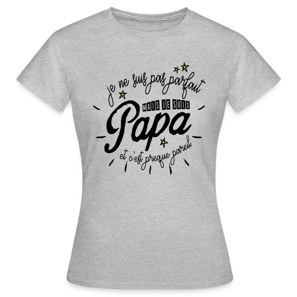 Maquette de T-shirt Femme « Papa Presque Parfait » à personnaliser