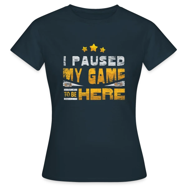 Maquette de T-shirt Femme « 100% Gaming » à personnaliser