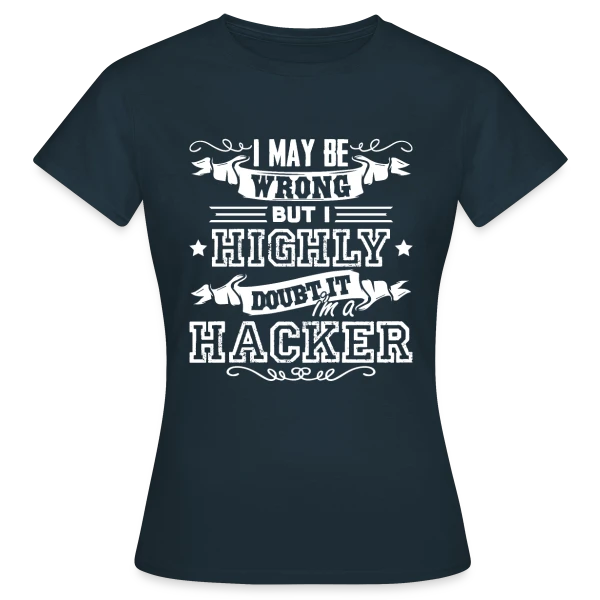 Maquette de T-shirt Femme « Je Suis un Hacker » à personnaliser