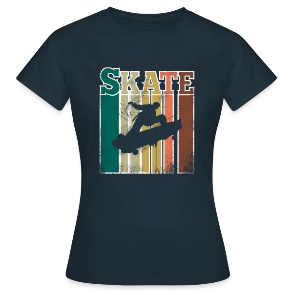 Maquette de T-shirt Femme « Skate Esprit Rétro Vintage » à personnaliser