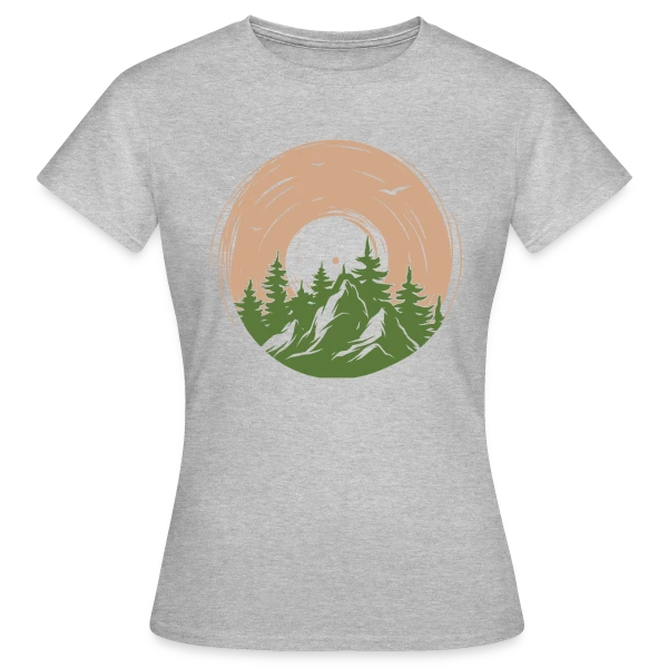 Maquette de T-shirt Femme « Vinyle Nature Aventure Montagne » à personnaliser