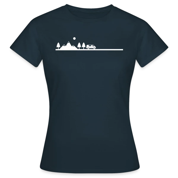 Maquette de T-shirt Femme « Aventure Van Life Paysage » à personnaliser