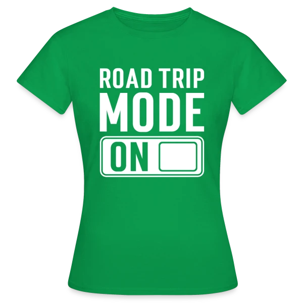Maquette de T-shirt Femme « Citation Roadtrip Aventure » à personnaliser