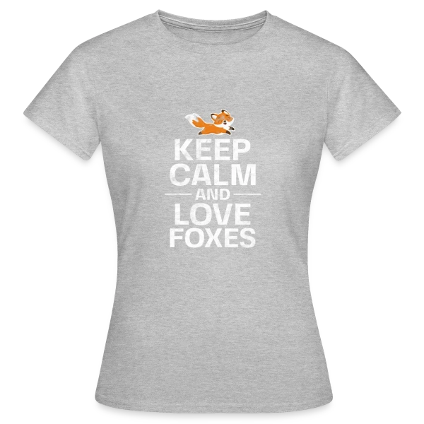 Maquette de T-shirt Femme « Renard Agile Mignon » à personnaliser