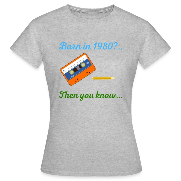 Maquette de T-shirt Femme « Né en 1980 Cassette » à personnaliser