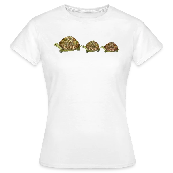 Maquette de T-shirt Femme « Design Tortue Aquatique » à personnaliser