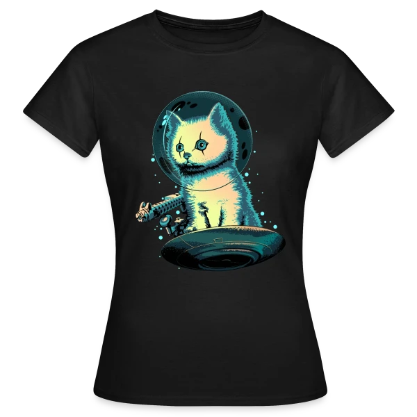 Maquette de T-shirt Femme « Le Protecteur Félin » à personnaliser