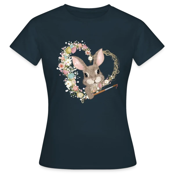 Maquette de T-shirt Femme « Lapin de Pâques Artiste : Cœur d'Œufs Pastel » à personnaliser