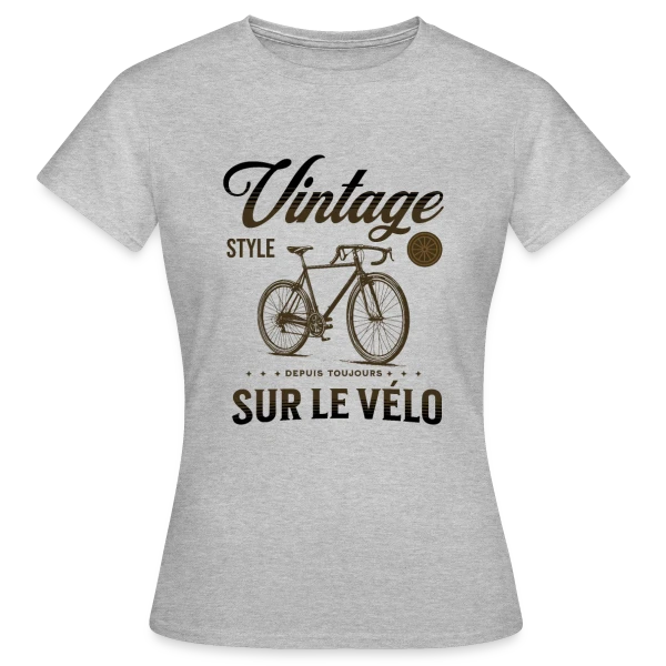 Maquette de T-shirt Femme « Passion Vélo Vintage Élégance » à personnaliser