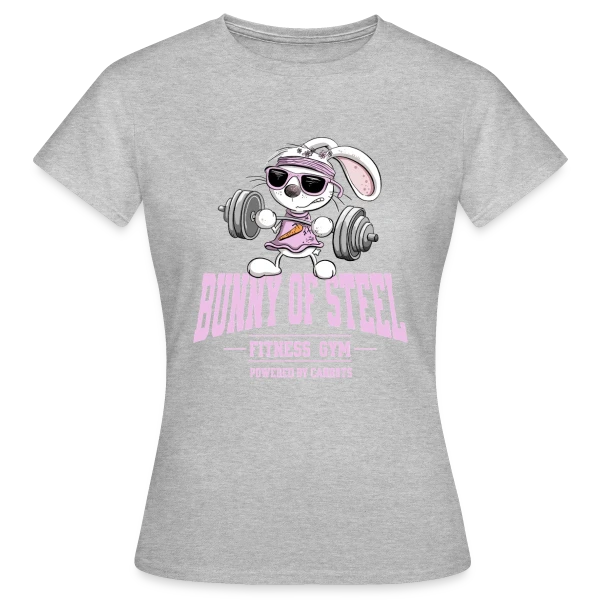 Maquette de T-shirt Femme « Lapin Fitness - Entraînement 'Powered by Carrots' » à personnaliser