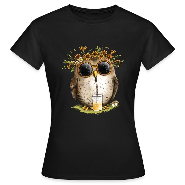 Maquette de T-shirt Femme « Chouette Cool et Limonade » à personnaliser