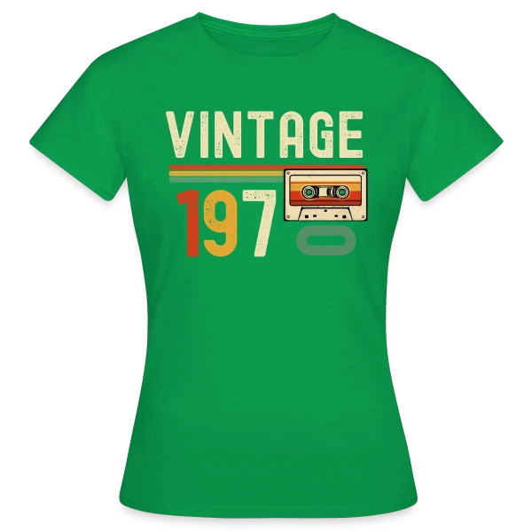 Maquette de T-shirt Femme « Vintage 1970 Cassette Rétro » à personnaliser
