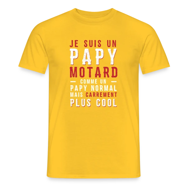 Maquette de T-shirt homme « Papy Motard : Carrément Plus Cool ! » à personnaliser