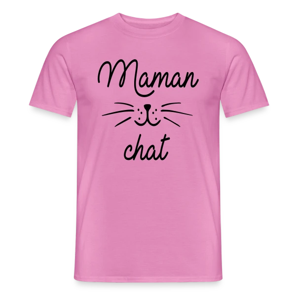 Maquette de T-shirt homme « Maman Chat qui Déchire » à personnaliser