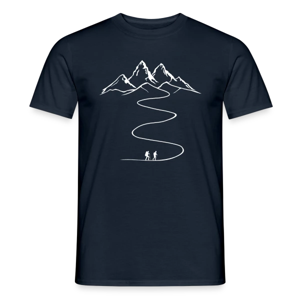 Maquette de T-shirt homme « Randonnée Montagne: L'Aventure Ne Fait Que Commencer! » à personnaliser