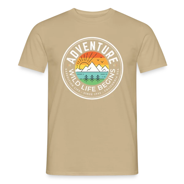 Maquette de T-shirt homme « Lever de Soleil Montagneux » à personnaliser
