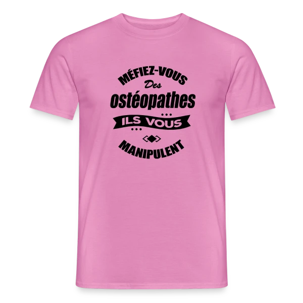 Maquette de T-shirt homme « Ostéopathe Manipulateur Humour » à personnaliser
