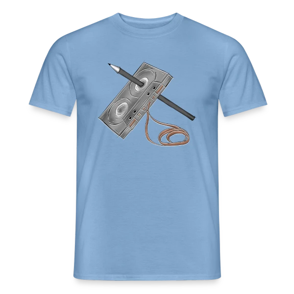 Maquette de T-shirt homme « Cassette et Crayon Esquisse » à personnaliser