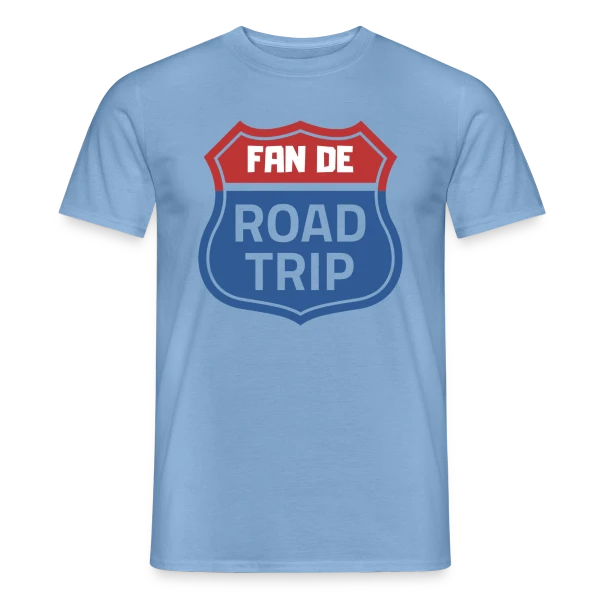 Maquette de T-shirt homme « Écusson Fan de Road Trip » à personnaliser