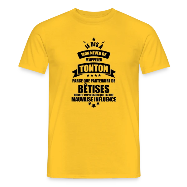 Maquette de T-shirt homme « Super Tonton : Le Partenaire de Bêtises Idéal et Complice » à personnaliser