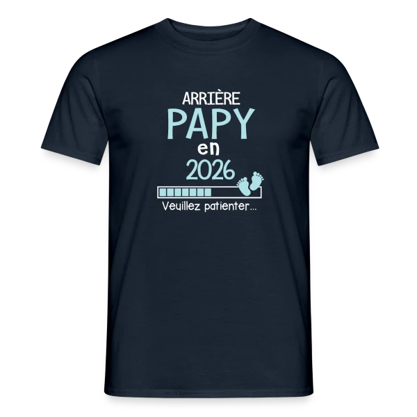 Maquette de T-shirt homme « Arrière Papy en 2026 : Annonce de Grossesse Humour » à personnaliser
